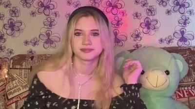 AyanaNanney — 在 cam4 直播的网络摄像头模特