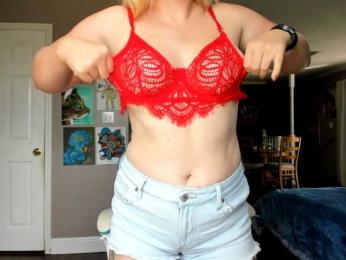 Adellebunny — Bongacams stream photo (Sep 2026)