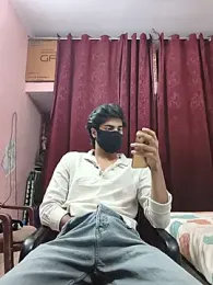 Fucker_111 — 在 stripchat 直播的网络摄像头模特
