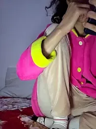 altinya — 在 stripchat 直播的网络摄像头模特