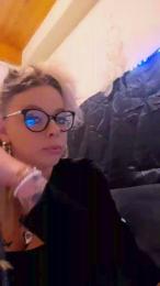 Jessicahe — 在 cam4 直播的网络摄像头模特