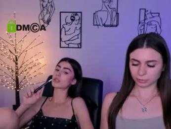 kaisy_star — 在 chaturbate 直播的网络摄像头模特