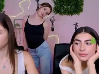 kaisy_star — 在 chaturbate 直播的网络摄像头模特