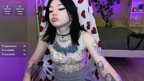 Emma_Kirks — Stripchat stream photo (Dec 2025)