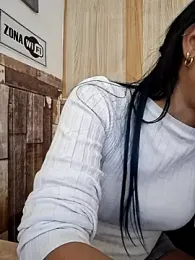 Doll_Loren — Stripchat stream photo (Mar 2026)