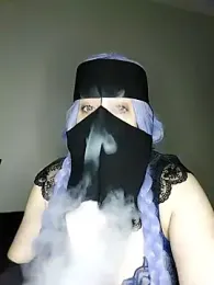 Arab_LoLo — 在 stripchat 直播的网络摄像头模特