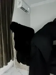 Arab_LoLo — 在 stripchat 直播的网络摄像头模特