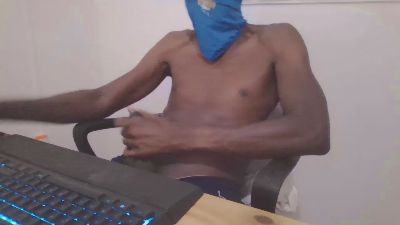 pindouz1 — Cam4 stream photo (Apr 2026)
