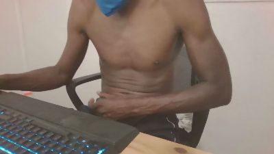 pindouz1 — Cam4 stream photo (Apr 2026)