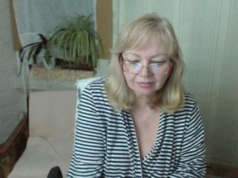 EvelynLoveShy — bongacams