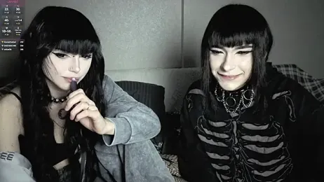 GraypacLive — 在 stripchat 直播的网络摄像头模特