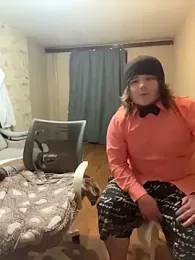 desiredude9 — 在 stripchat 直播的网络摄像头模特