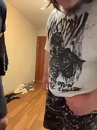 desiredude9 — 在 stripchat 直播的网络摄像头模特