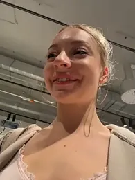 melissa_grr — 在 stripchat 直播的网络摄像头模特