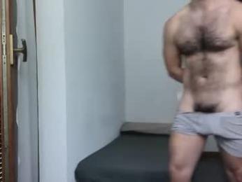 gianniamalfi — 在 chaturbate 直播的网络摄像头模特