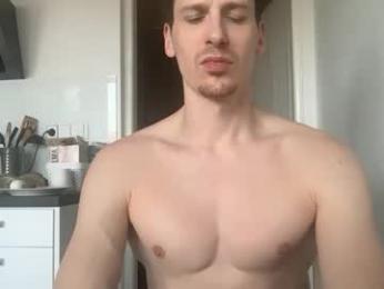 johnylongstrokes — 在 chaturbate 直播的网络摄像头模特