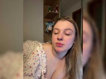 Jucielussie — 在 bongacams 直播的网络摄像头模特