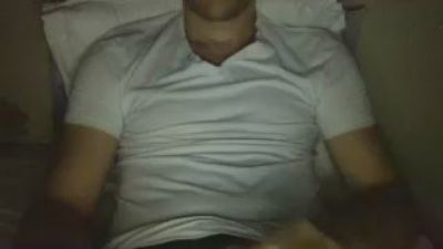 toyboy1993v — 在 cam4 直播的网络摄像头模特