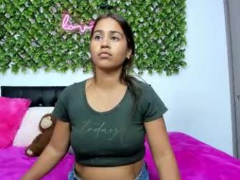 violetta_lancaster — 在 chaturbate 直播的网络摄像头模特