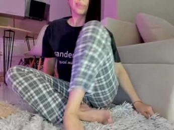 meryfoxxx — 在 chaturbate 直播的网络摄像头模特