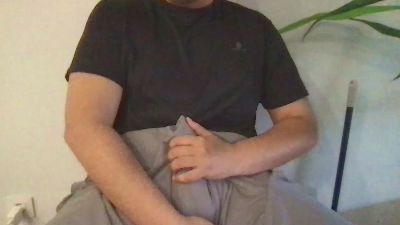 ynssss — 在 cam4 直播的网络摄像头模特