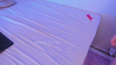 Veda_Flor — 在 cam4 直播的网络摄像头模特