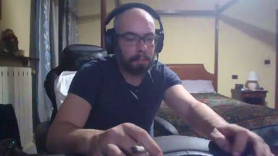 miktrent1 — 在 cam4 直播的网络摄像头模特