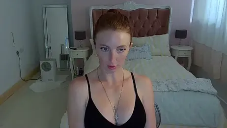 Red_firesquirt — Stripchat stream photo (Sep 2026)