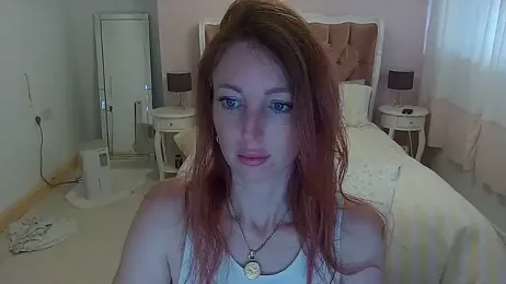 Red_firesquirt — Stripchat stream photo (Sep 2026)