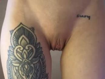 totallytiny_ — Chaturbate stream photo (Sep 2026)