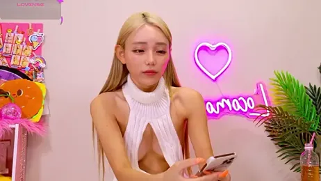 -LOCOMOCO- — 在 stripchat 直播的网络摄像头模特