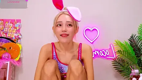 -LOCOMOCO- — 在 stripchat 直播的网络摄像头模特
