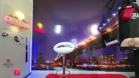 DiegoXXL111 — 在 stripchat 直播的网络摄像头模特