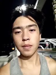 SYT_W — 在 stripchat 直播的网络摄像头模特