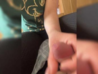 3mey2 — 在 bongacams 直播的网络摄像头模特