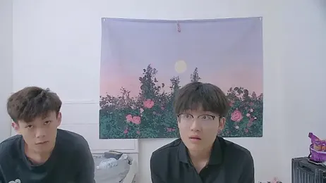 KK-cuteboy — 在 stripchat 直播的网络摄像头模特