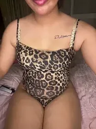 SaraOne_arab — 在 stripchat 直播的网络摄像头模特