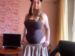 maricruzweisbrod — Camsoda stream photo (Apr 2026)