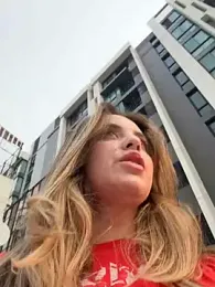 Alirawrz — Stripchat stream photo (Mar 2026)