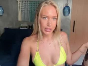 livslifee — 在 chaturbate 直播的网络摄像头模特