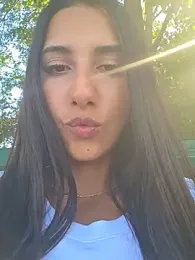 AndreeaMuller — 在 stripchat 直播的网络摄像头模特