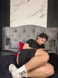 Noah-ledom — Stripchat stream photo (Apr 2026)