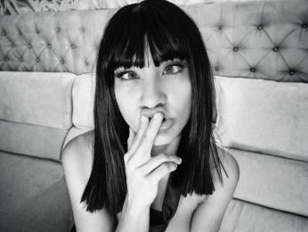 CrissRusso — 在 livejasmin 直播的网络摄像头模特