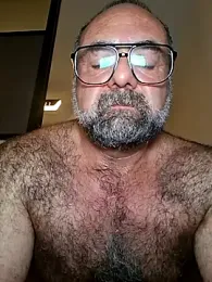 chainjulious — 在 stripchat 直播的网络摄像头模特