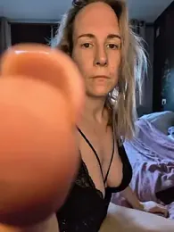 NaomiAndFriends — Stripchat stream photo (Sep 2026)