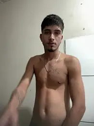 Marcelo_uchiha — 在 stripchat 直播的网络摄像头模特