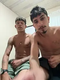 Marcelo_uchiha — 在 stripchat 直播的网络摄像头模特