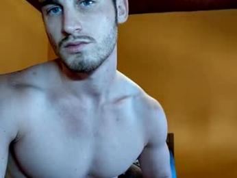 mikeygooner — 在 chaturbate 直播的网络摄像头模特