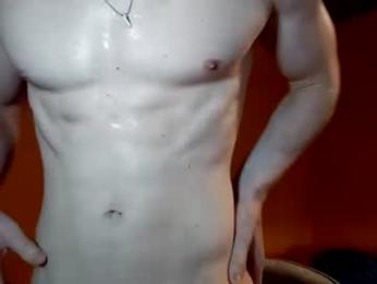 mikeygooner — 在 chaturbate 直播的网络摄像头模特