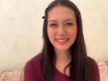 biancahuret — 在 chaturbate 直播的网络摄像头模特